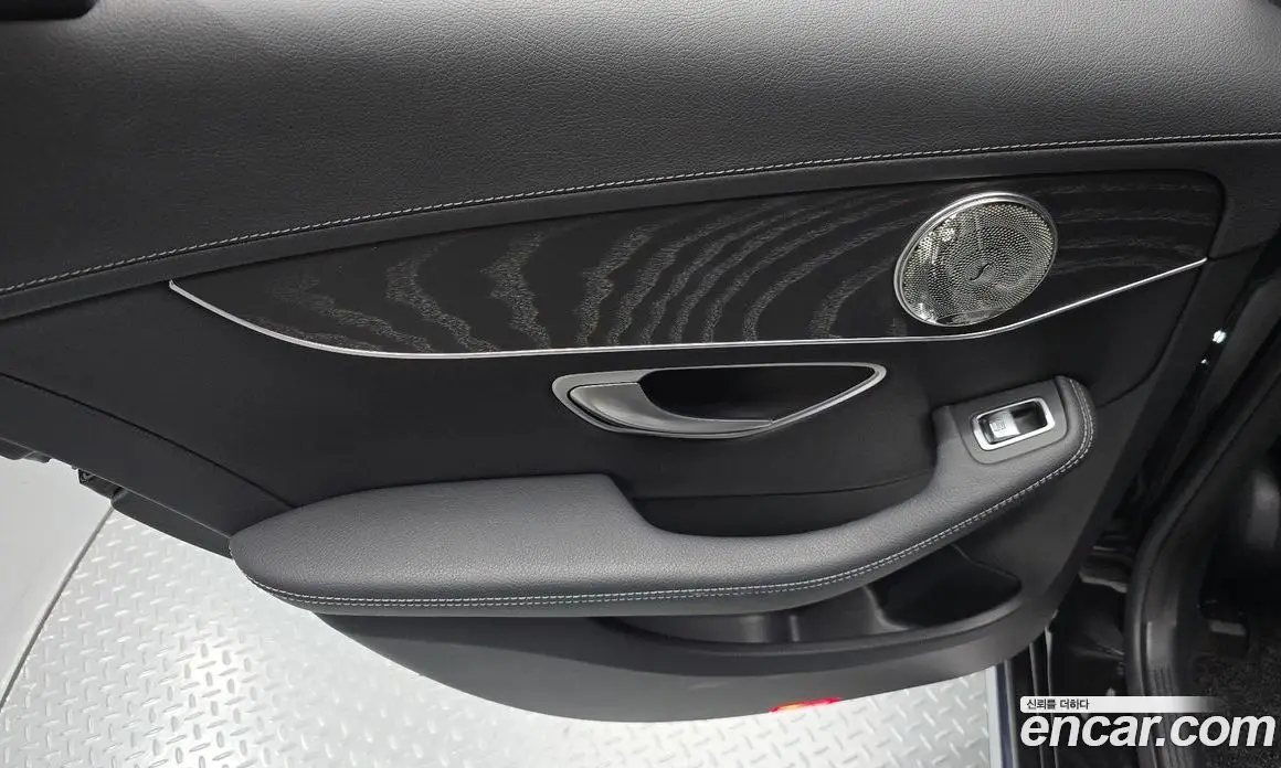 Mercedes-Benz C-Class 2019 1.9 автомат (гидро), фото 15
