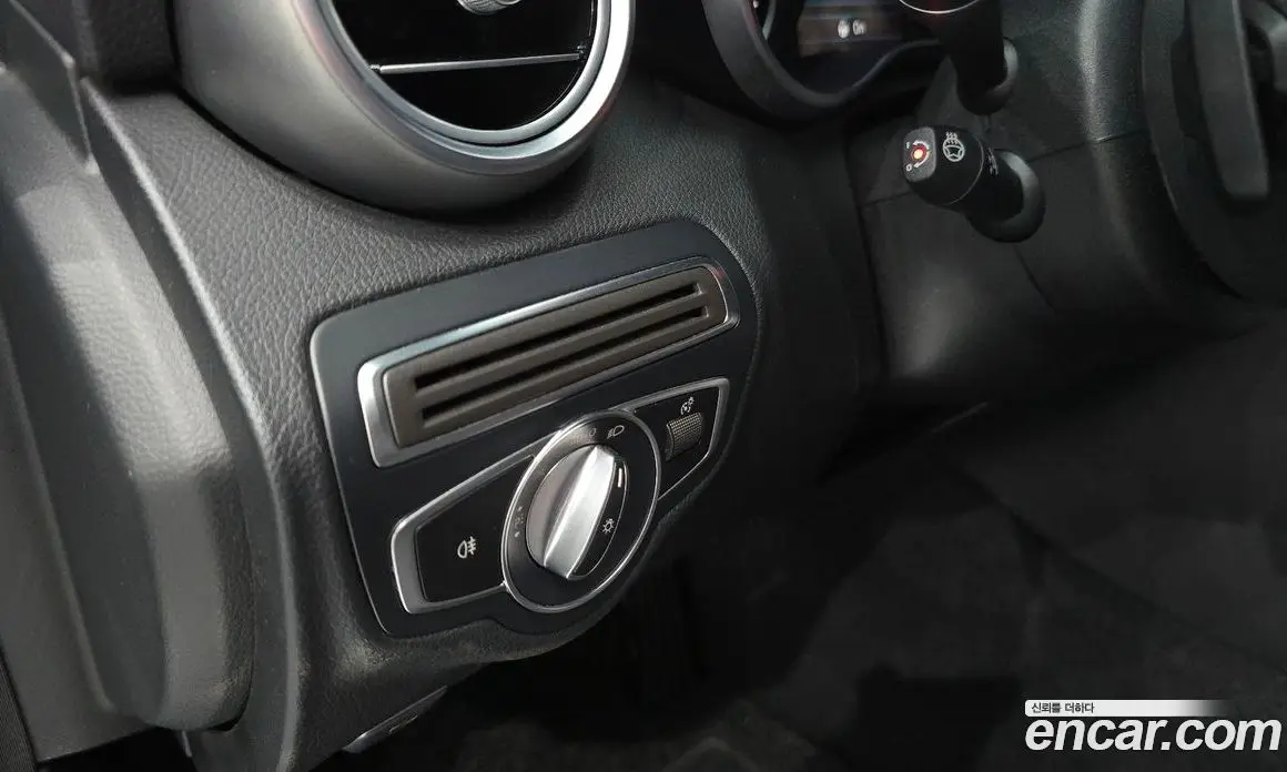 Mercedes-Benz C-Class 2019 1.9 автомат (гидро), фото 29