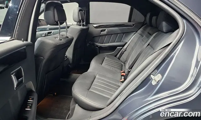 Mercedes-Benz E-Class 2013 2.1 автомат (гидро), миниатюра 12