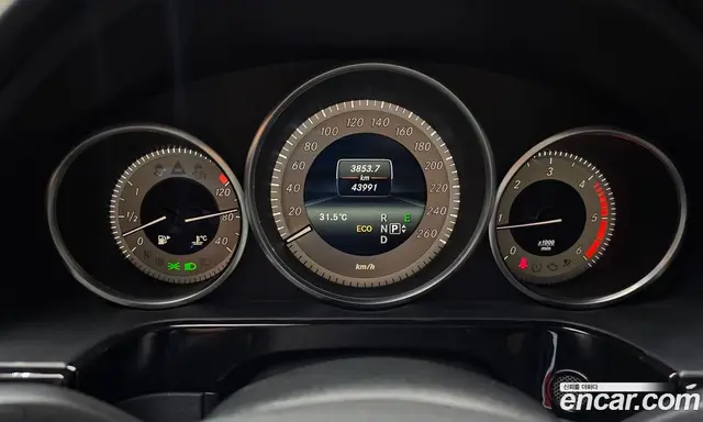 Mercedes-Benz E-Class 2013 2.1 автомат (гидро), миниатюра 8