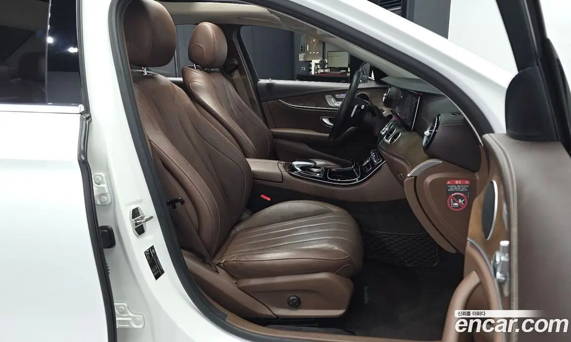Mercedes-Benz E-Class 2017 2.0 автомат (гидро), фото 11