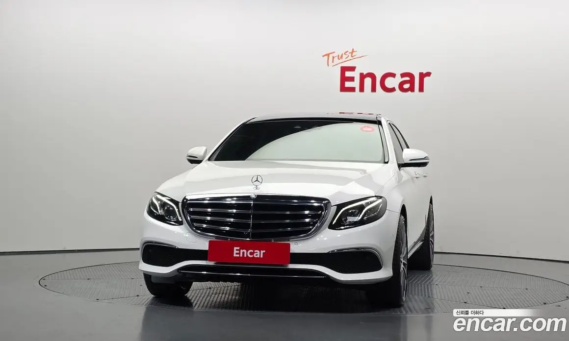 Mercedes-Benz E-Class 2017 2.0 автомат (гидро), фото 3
