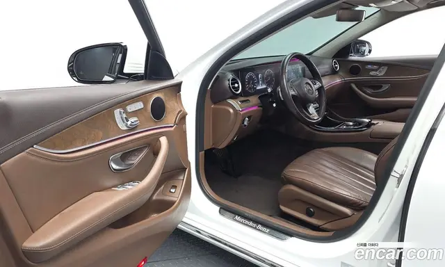 Mercedes-Benz E-Class 2017 2.0 автомат (гидро), миниатюра 10