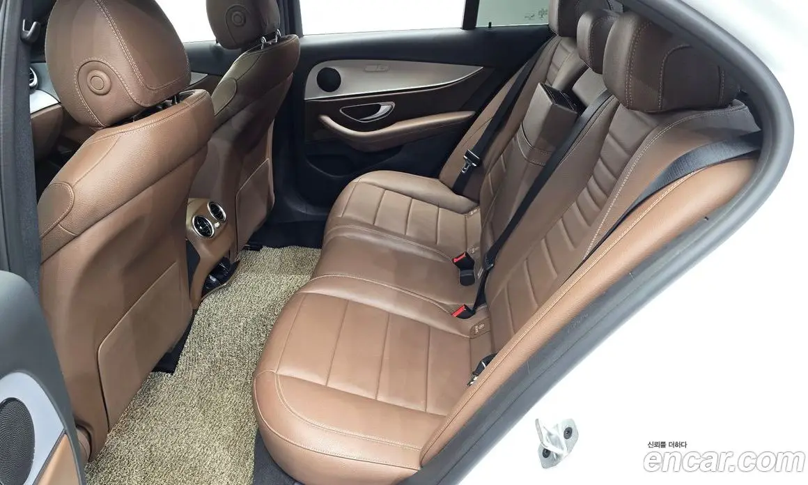 Mercedes-Benz E-Class 2020 2.0 автомат (гидро), фото 12