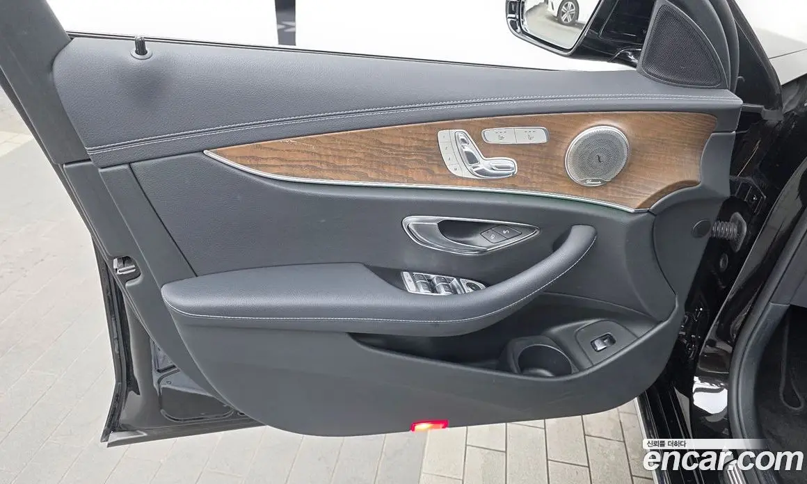 Mercedes-Benz E-Class 2020 2.0 автомат (гидро), фото 14