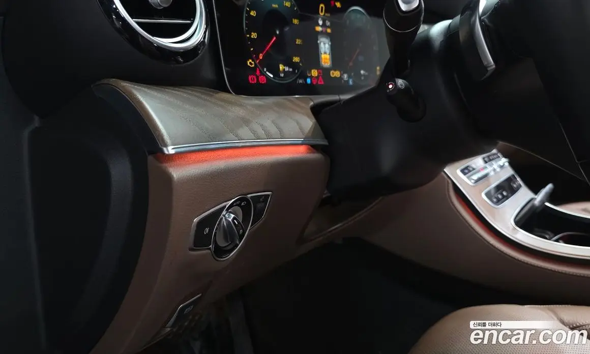 Mercedes-Benz E-Class 2021 2.0 автомат (гидро), фото 27