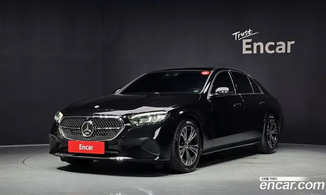 Mercedes-Benz E-Class 2024 2.0 автомат (гидро), миниатюра 1