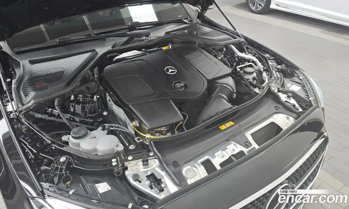 Mercedes-Benz E-Class 2024 2.0 автомат (гидро), фото 6