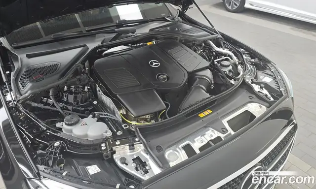 Mercedes-Benz E-Class 2024 2.0 автомат (гидро), миниатюра 6