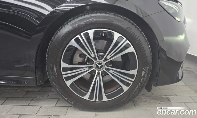 Mercedes-Benz E-Class 2024 2.0 автомат (гидро), миниатюра 7