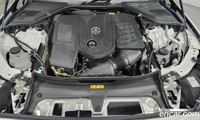 Mercedes-Benz E-Class 2025 2.0 автомат (гидро), миниатюра 6