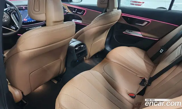 Mercedes-Benz E-Class 2025 2.0 автомат (гидро), миниатюра 10