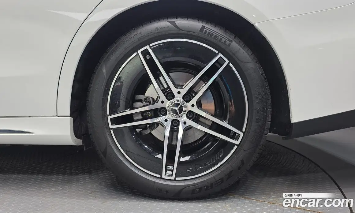 Mercedes-Benz E-Class 2025 2.0 автомат (гидро), фото 7