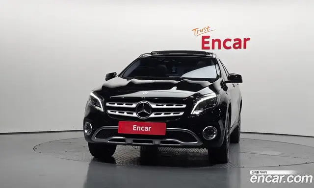 Mercedes-Benz GLA-Class 2019 2.0 автомат (гидро), миниатюра 3