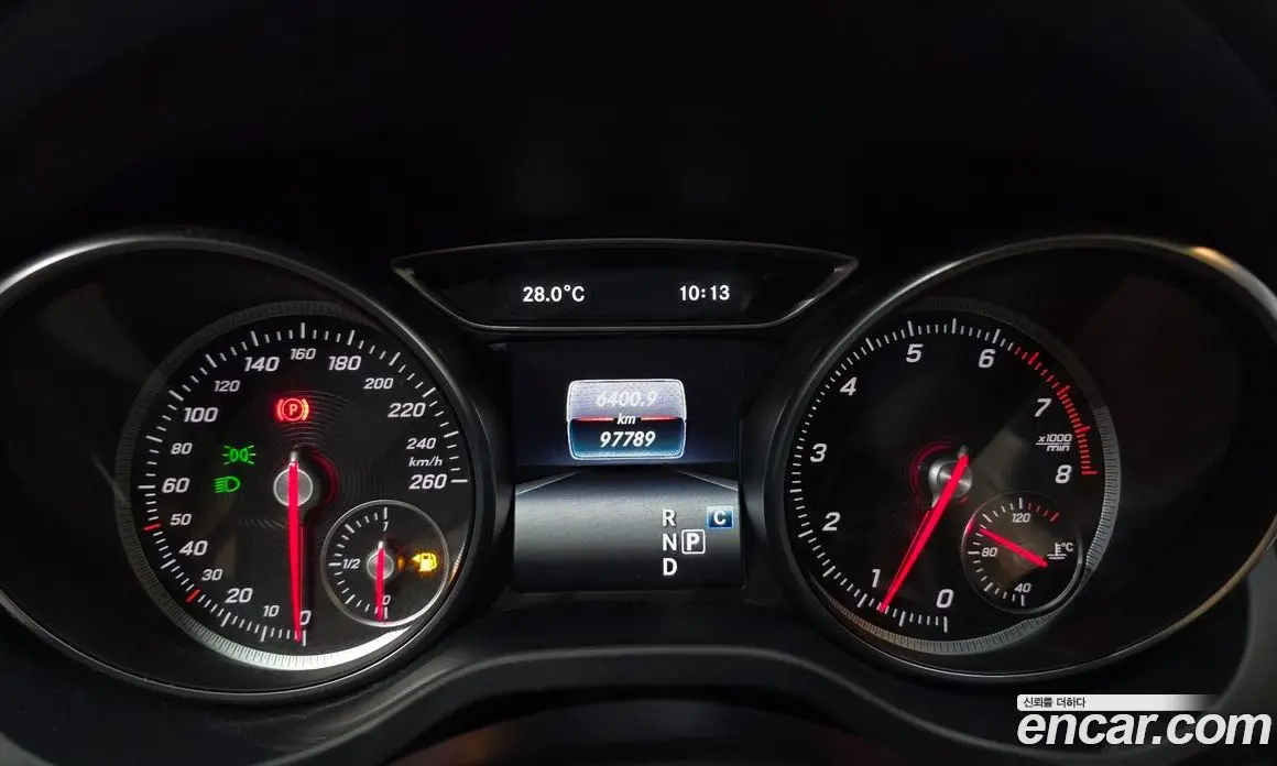 Mercedes-Benz GLA-Class 2019 2.0 автомат (гидро), фото 8