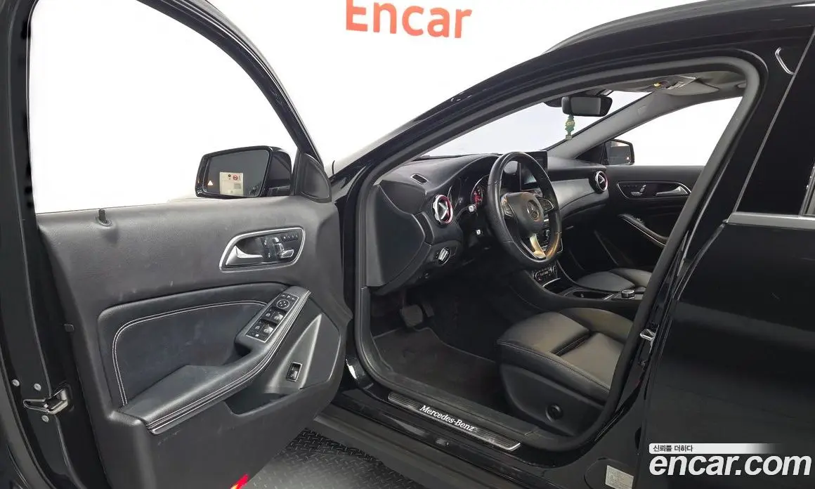 Mercedes-Benz GLA-Class 2019 2.0 автомат (гидро), фото 10