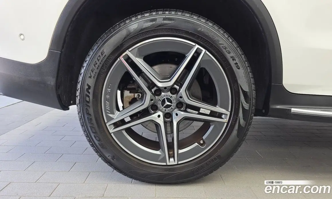 Mercedes-Benz GLC-Class 2021 2.0 автомат (гидро), фото 5