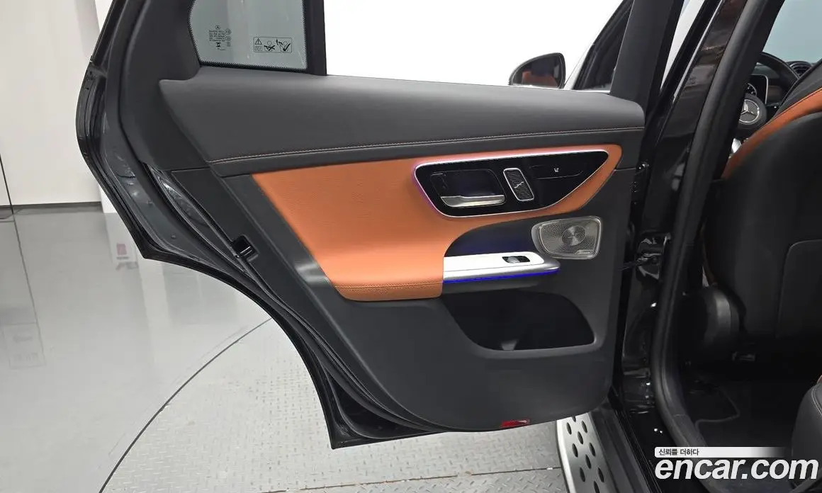 Mercedes-Benz GLC-Class 2023 2.0 автомат (гидро), фото 14