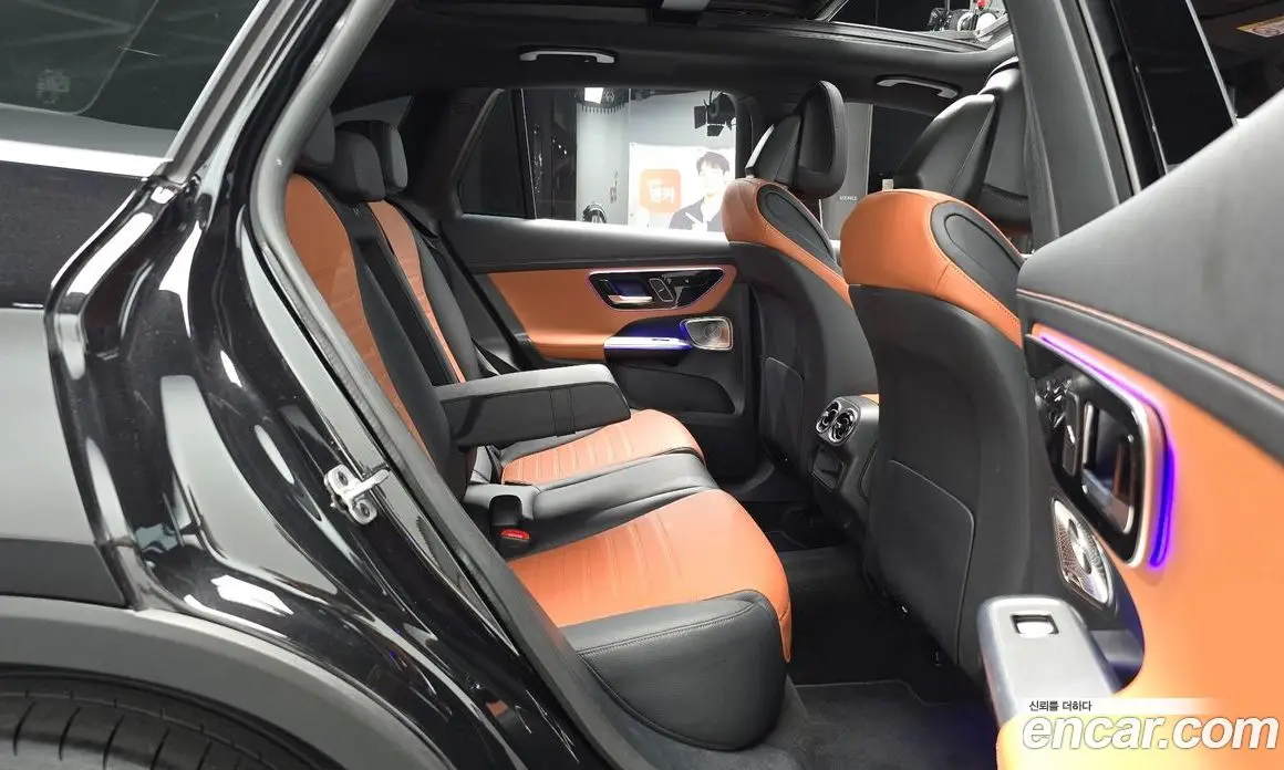 Mercedes-Benz GLC-Class 2023 2.0 автомат (гидро), фото 17