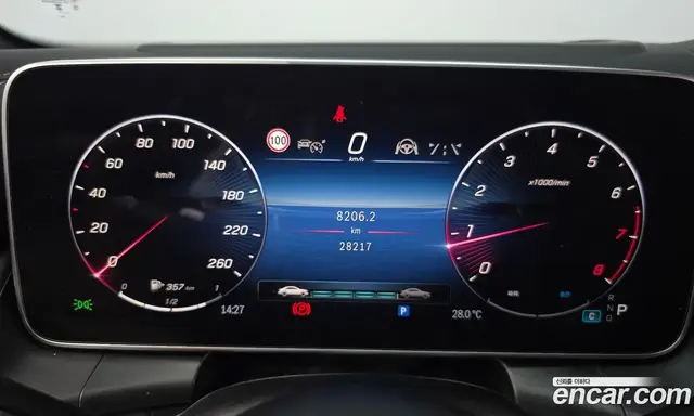 Mercedes-Benz GLC-Class 2023 2.0 автомат (гидро), миниатюра 10
