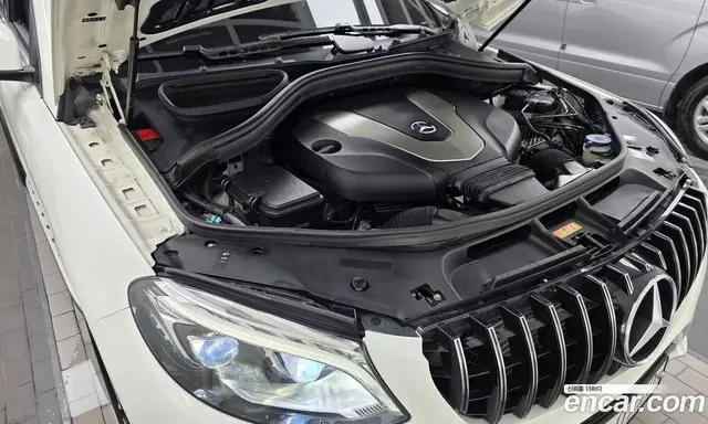 Mercedes-Benz GLE-Class 2016 3.0 автомат (гидро), миниатюра 6
