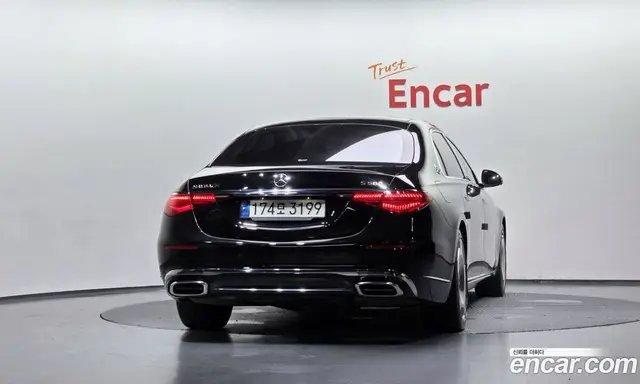 Mercedes-Benz S-Class 2022 4.0 автомат (гидро), миниатюра 4