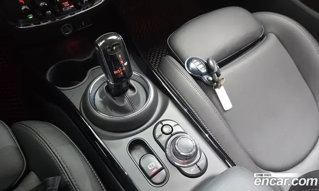Mini Clubman 2022 1.5 автомат (гидро), миниатюра 9