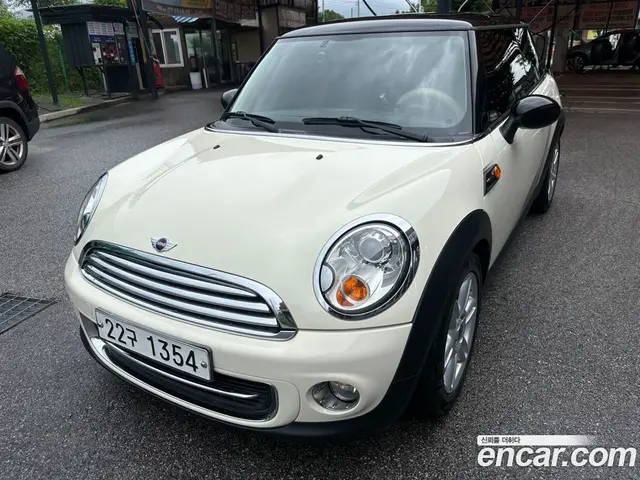 Mini Cooper 2011 1.6 автомат (гидро), миниатюра 2