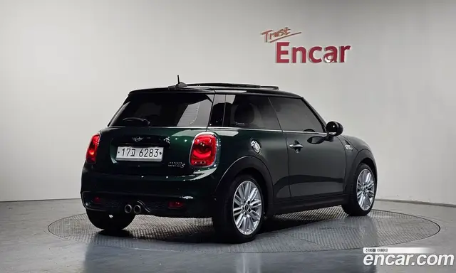 Mini Cooper 2017 2.0 автомат (гидро), миниатюра 2