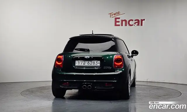 Mini Cooper 2017 2.0 автомат (гидро), миниатюра 4