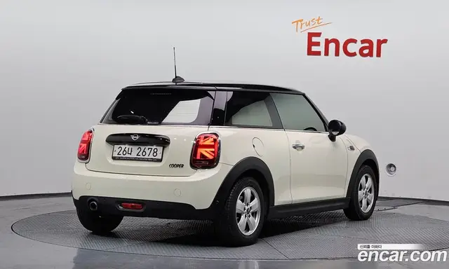 Mini Cooper 2019 1.5 автомат (гидро), миниатюра 2 Mini Cooper 2019 1.5 автомат (гидро), миниатюра 2