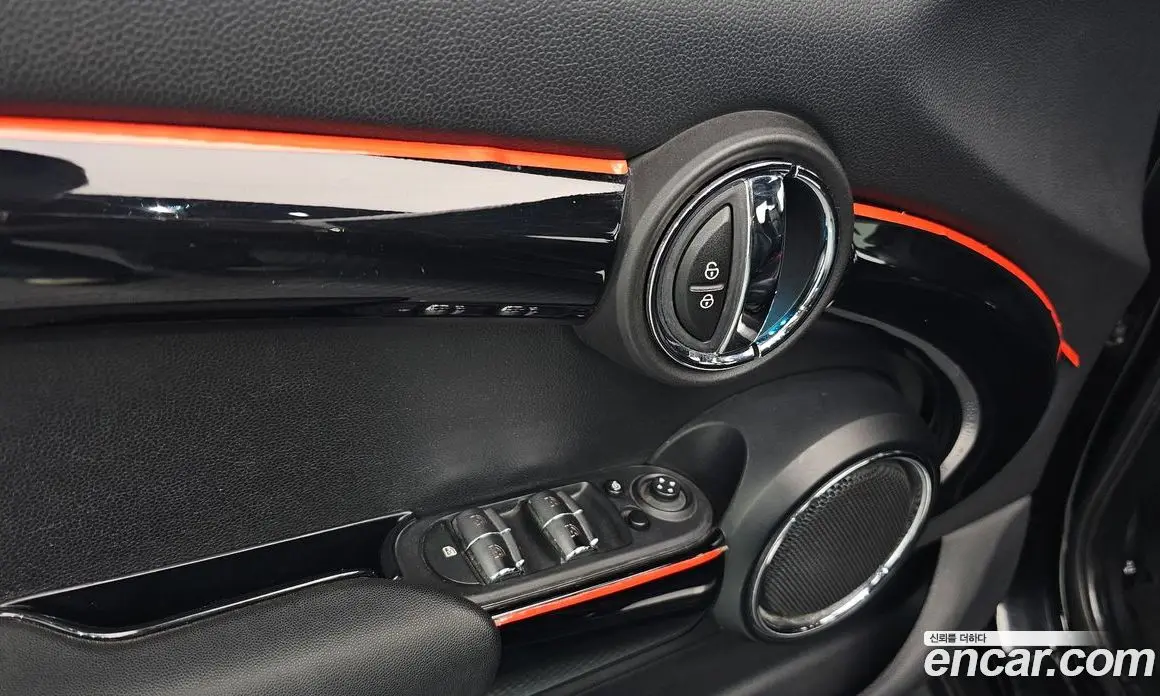Mini Cooper 2019 2.0 автомат (гидро), фото 18 Mini Cooper 2019 2.0 автомат (гидро), фото 18