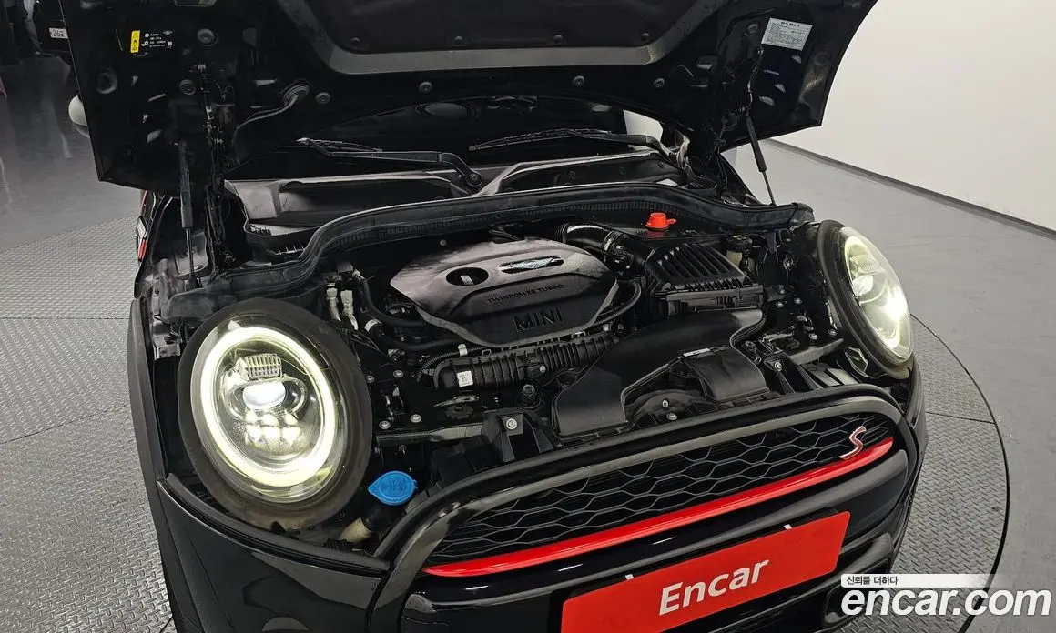 Mini Cooper 2019 2.0 автомат (гидро), фото 6 Mini Cooper 2019 2.0 автомат (гидро), фото 6