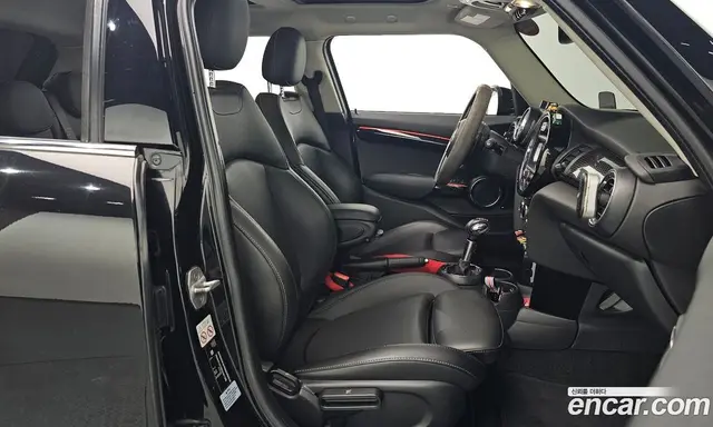 Mini Cooper 2019 2.0 автомат (гидро), миниатюра 10 Mini Cooper 2019 2.0 автомат (гидро), миниатюра 10