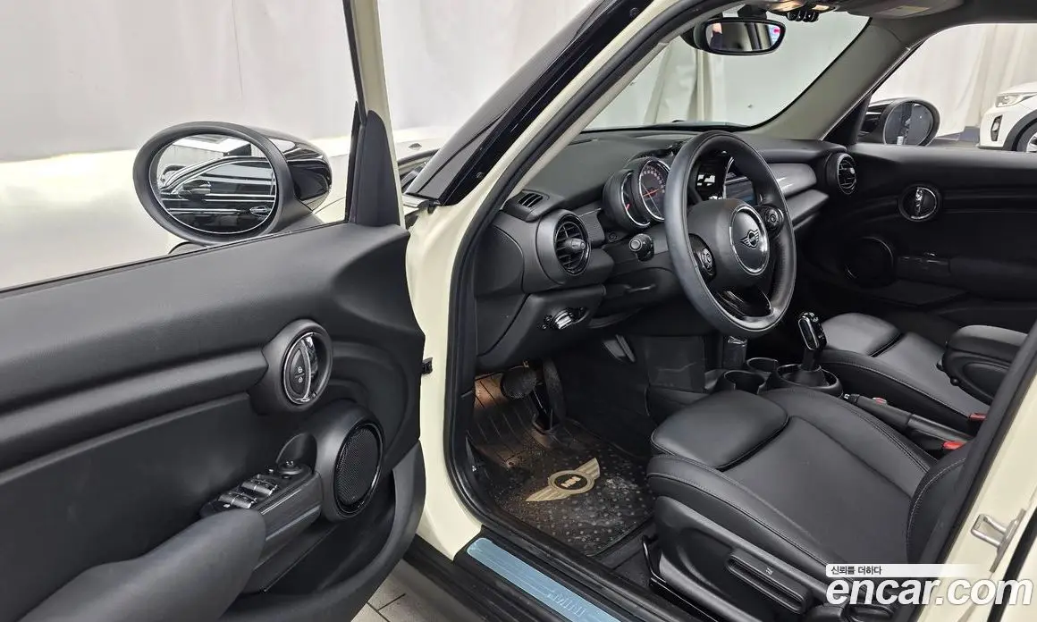 Mini Cooper 2020 1.5 автомат (гидро), фото 13