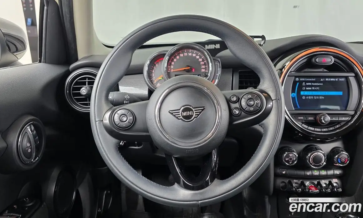 Mini Cooper 2020 1.5 автомат (гидро), фото 18