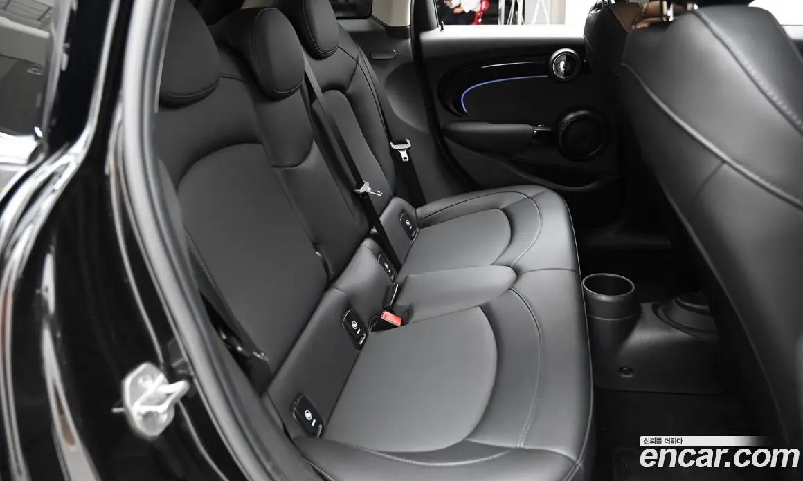 Mini Cooper 2022 1.5 автомат (гидро), фото 12