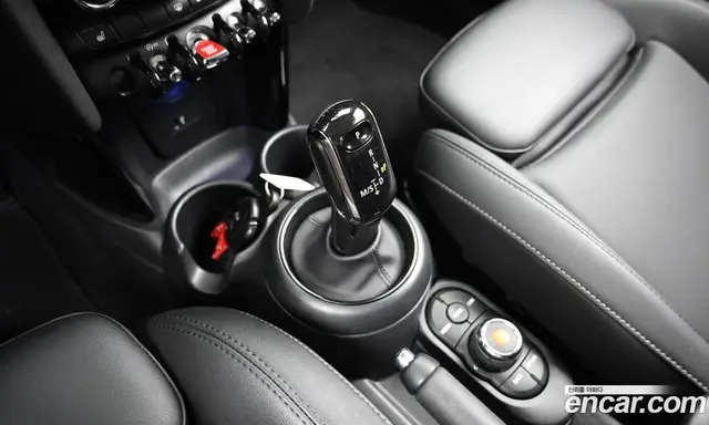 Mini Cooper 2022 1.5 автомат (гидро), миниатюра 9