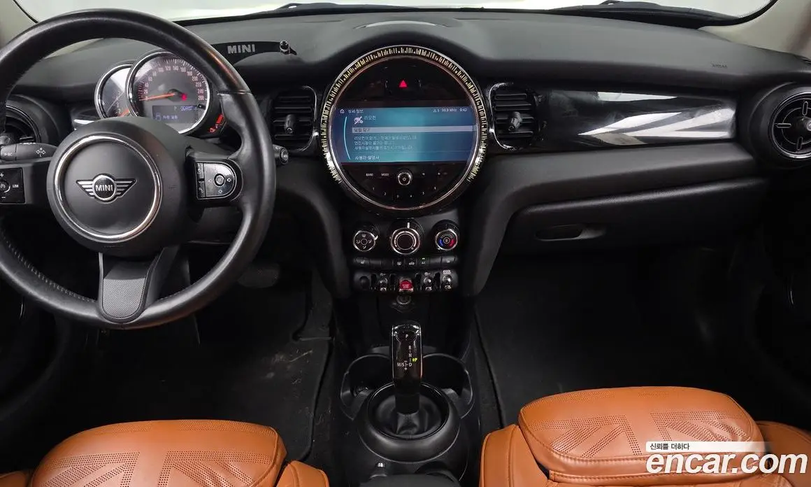 Mini Cooper 2022 1.5 автомат (гидро), фото 14