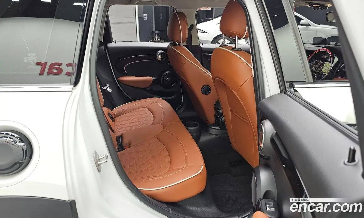 Mini Cooper 2023 2.0 автомат (гидро), фото 18