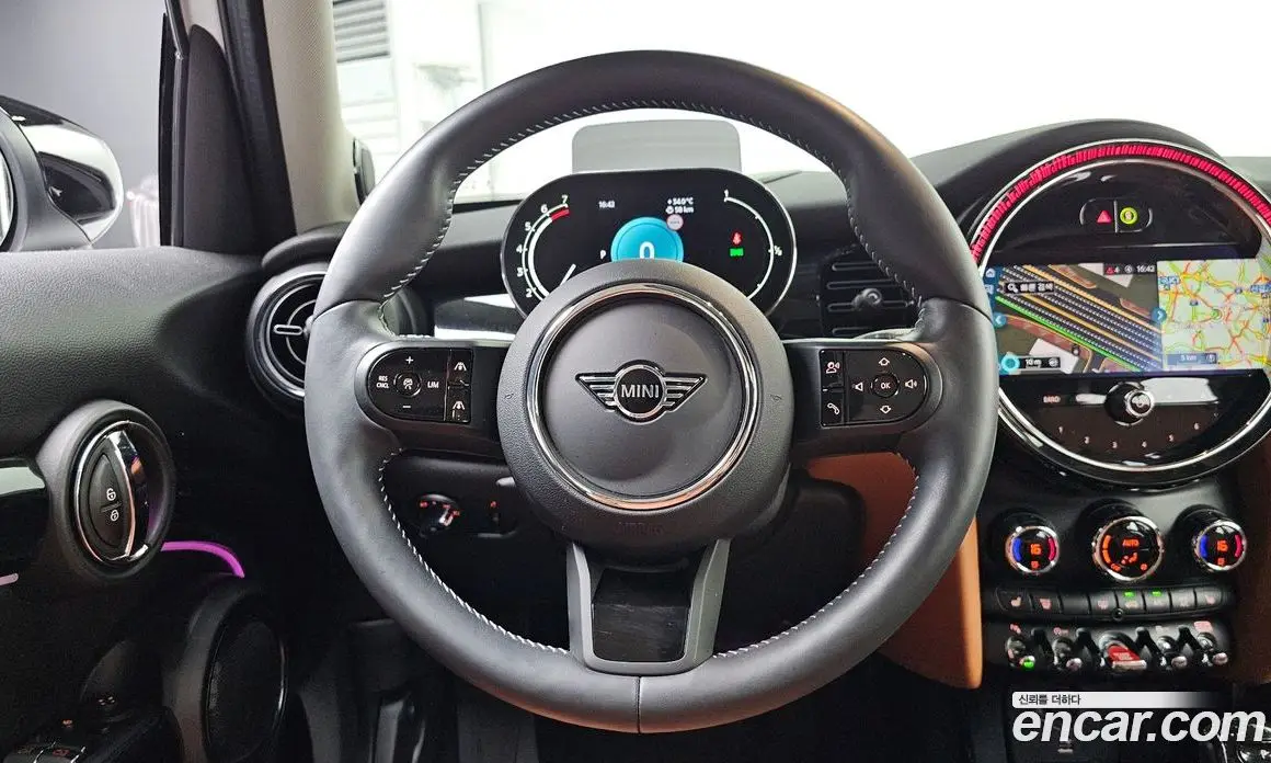 Mini Cooper 2023 2.0 автомат (гидро), фото 19