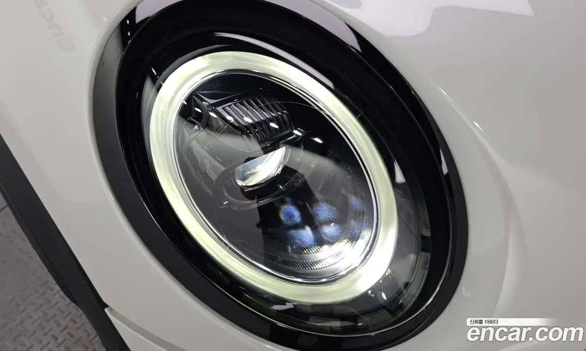 Mini Cooper 2023 2.0 автомат (гидро), фото 8