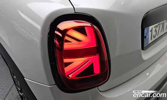 Mini Cooper 2023 2.0 автомат (гидро), миниатюра 9