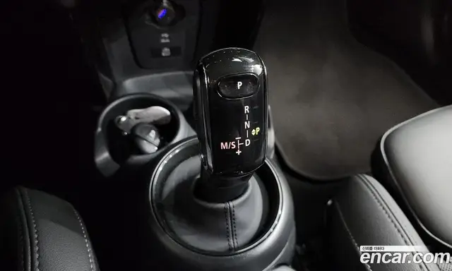 Mini Cooper 2023 1.5 автомат (гидро), миниатюра 12