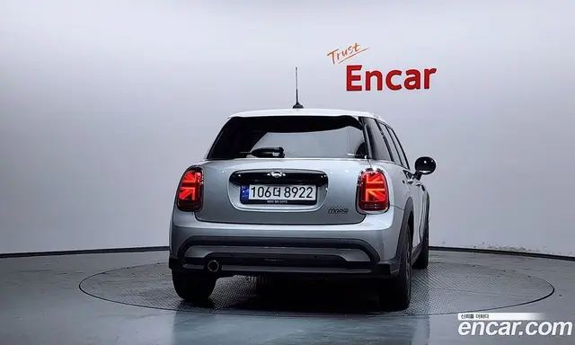 Mini Cooper 2023 1.5 автомат (гидро), миниатюра 4