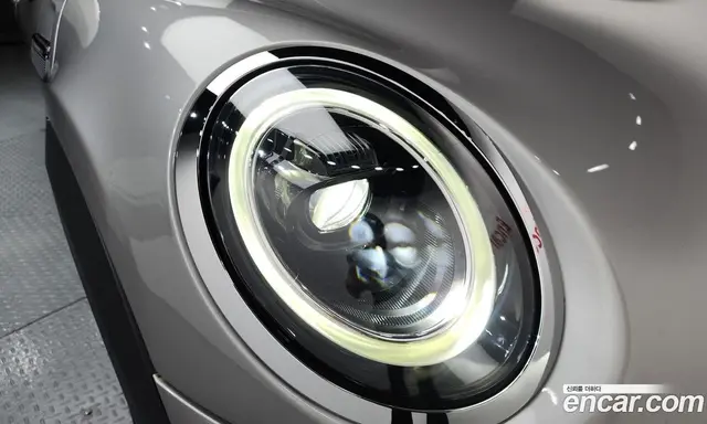 Mini Cooper 2023 1.5 автомат (гидро), миниатюра 8