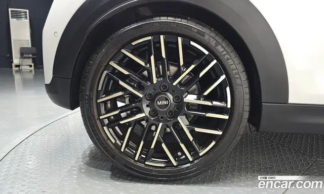 Mini Cooper 2024 2.0 автомат (гидро), миниатюра 4