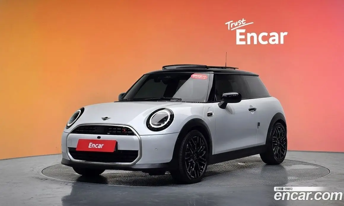 Mini Cooper 2024 2.0 автомат (гидро), фото 33