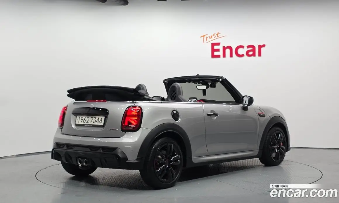 Mini Cooper Convertible 2024 2.0 автомат (гидро), фото 2 Mini Cooper Convertible 2024 2.0 автомат (гидро), фото 2