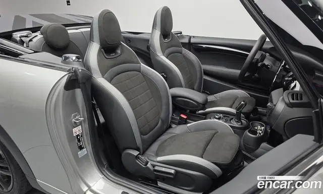 Mini Cooper Convertible 2024 2.0 автомат (гидро), миниатюра 12